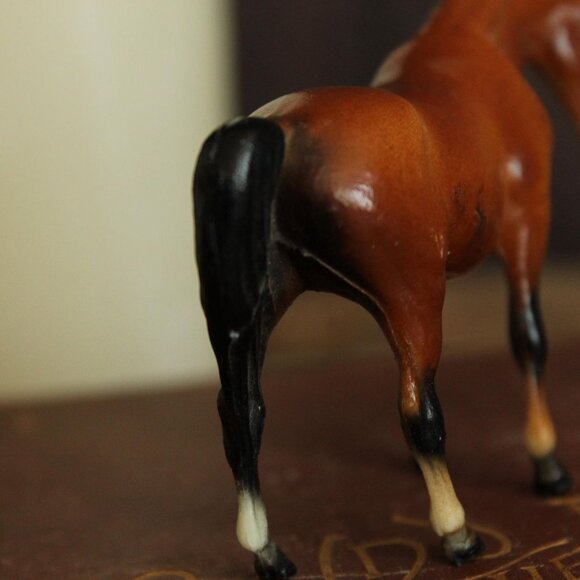 Vintage 1970s Breyer Horse, Bay Arabian Mare, G1 #5011, Maureen Love - Picture 5 of 10